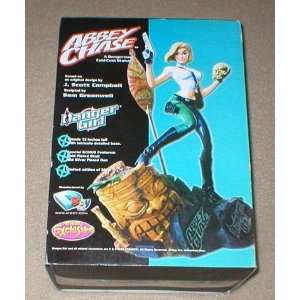  Danger Girl Abbey Chase Previews Exclusive Resin Statue 