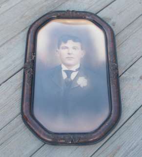  OLD VICTORIAN PICTURE FRAME ORNATE TIGER WOOD CONVEX GLASS w/ MAN 