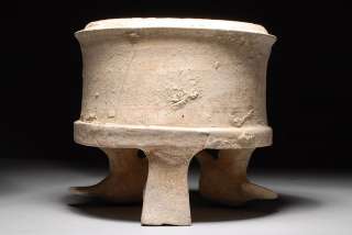Rare Ancient Greek Canosan pottery Dove Pyxis  