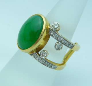 imperial jade Top AAA & diamond 18 k yellow gold ring  