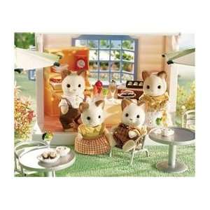  Calico Critters Buttercup Cat Family: Toys & Games