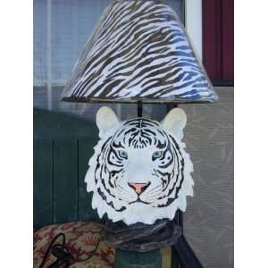   WHITE TIGER TABLE LAMP JUNGLE SAFARI DECOR EXOTIC CAT INDIA: Home