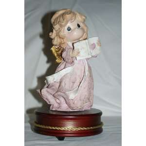   Moments Musical Figurine #197831 Plays (Hark, the Herald Angels Sing