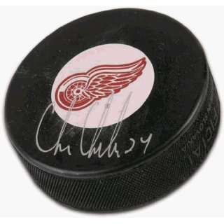  Signed Chris Chelios Puck   Redwings Logo Sports 
