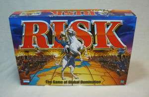   . RISK   GAME OF WORLD CONQUEST BOARD GAME 1998 MINIATURE WAR  