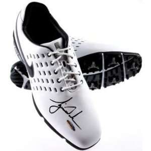 Tiger Woods Autographed Shoe