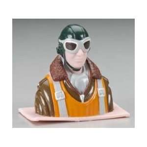  3027 1/8 WWII Pilot Toys & Games