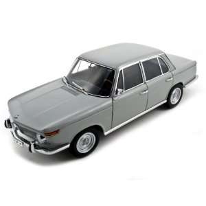  BMW 1800 Tisa Neue Classe Street Grey 1/18 Autoart Toys 