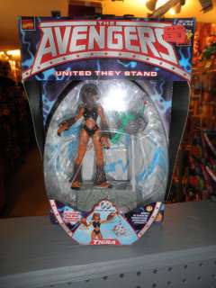 Toy Biz Marvel Comics Avengers United They Stand Tigra MOC  
