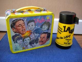 VINTAGE LAUGH   IN METAL LUNCHBOX & THERMOS  1970   GOOD CONDITION 
