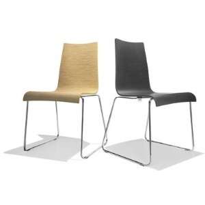  Parri Easy/12 Easy Armchair with Sled Frame Everything 