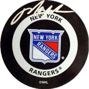  Mark Messier Autographed Puck