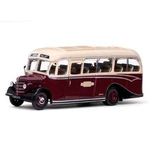   OB Coach Bus Southern National 1/24 by Sunstar 5013: Toys & Games