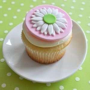   Pretty in Pink Daisy Fondant Cupcake Toppers  1 Dozen: Home & Kitchen