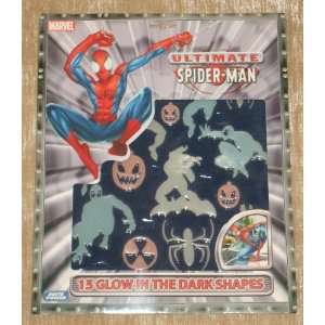  ULTIMATE SPIDER MAN   15 GLOW IN THE DARK SHAPES Toys 