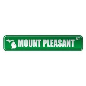   MOUNT PLEASANT ST  STREET SIGN USA CITY MICHIGAN