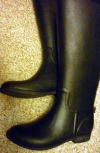 Womans Black Merona 6 M Tall Knee Rubber Boots  