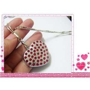  Red Heart Jewelry USB Flash Driver with 4gb Capacity 
