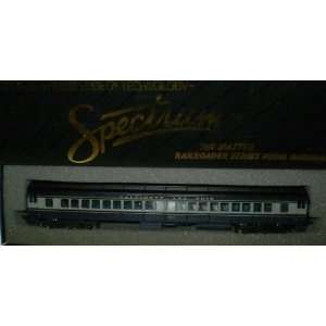    Bachmann Spectrum HO Scale B&O Coach Car #5489: Toys & Games