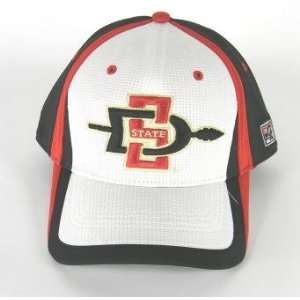 San Diego State Aztecs White, Red and Black Fitted Cap Hat   Size 7 14 