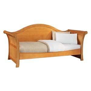   America by Stanley All Seasons Kids Wood Daybed: Furniture & Decor