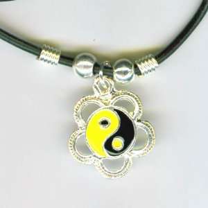  Yin Yang Balance Flower Power Necklace: Everything Else