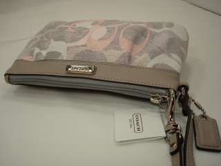 Authentic New COACH 47296 OP LINEN PLEATED Medium Wristlet Coral Ivory 
