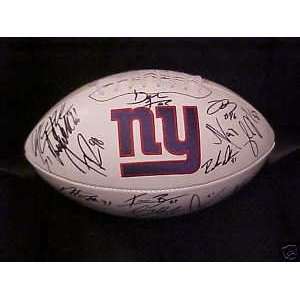  NEW YORK GIANTS 2011 TEAM SIGNED AUTOGRAPHED FOOTBALL 