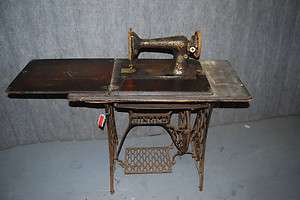 Antique 1911 Singer Sewing Machine Table FOR PARTS F5125  
