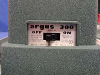 Argus 300 Automatic Projector w/case O14  