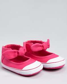 Juicy Couture Infant Girls Pink Tied Sneaker   Sizes 3 12 Months