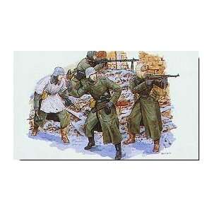   6th Army Soldiers Stalingrad 1942 43 (4) 1 35 Dragon Toys & Games