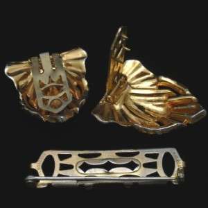 Goldtone art deco duette clip brooch pin. Can be worn as one or as two 