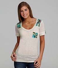 Short Sleeve Tops & Tees : Juniors Tops & Shirts  Dillards 