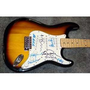 Les Paul Plus Autographed Signed Fender Guitar & Proof 8 Sigs