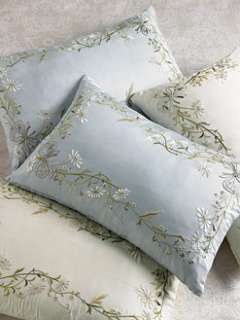 SFERRA   Jolie Decorative Silk Pillow