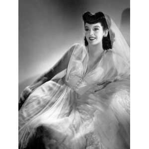 Rosalind Russell in a Hurrell Portrait, 1942 Premium Poster Print 