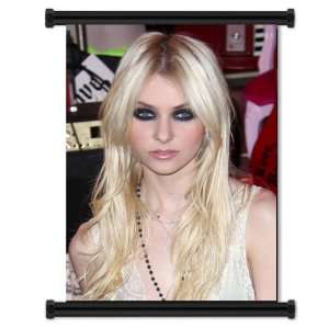  Taylor Momsen HOT Fabric Wall Scroll Poster (16x21 