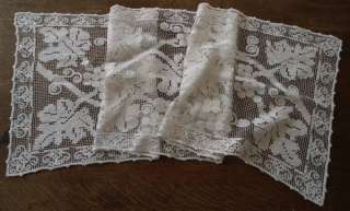 Vintage Filet Lace Lacis Table Runner Grapes & Leaves  
